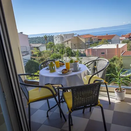 Luka Lägenhet Makarska