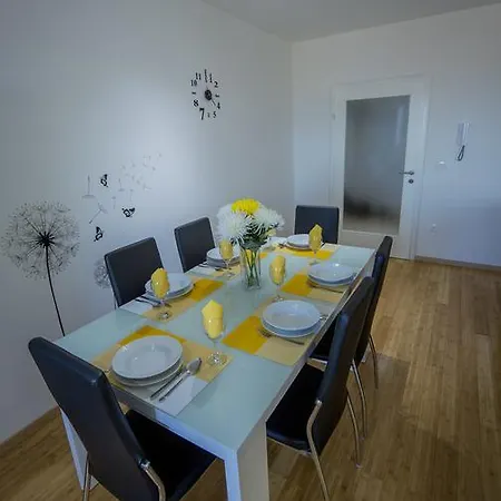 Luka Apartament Makarska