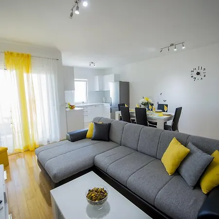 Luka Apartament Makarska
