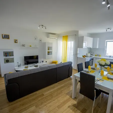 Luka Apartament